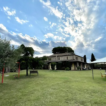 Agriturismo Papaveri E Papere Фермерский дом *