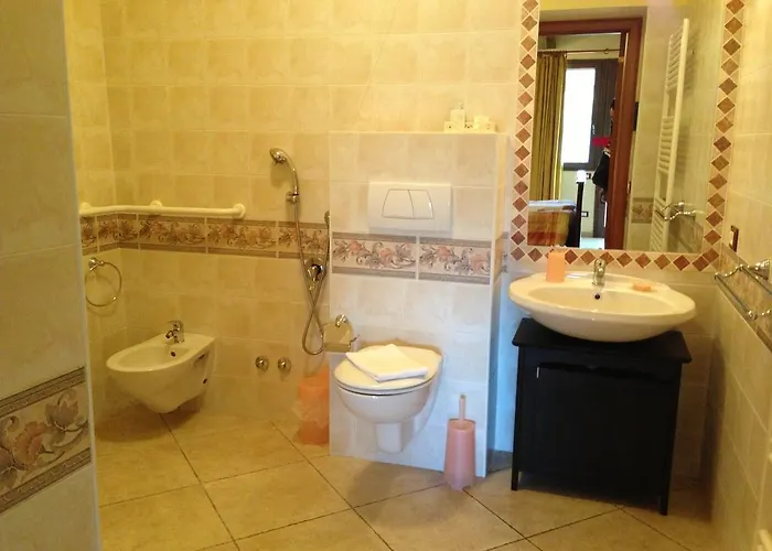 Papaveri E Papere Saludecio